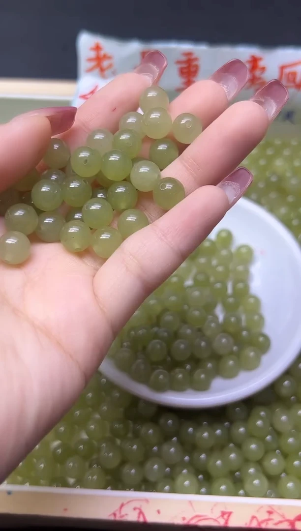 和田玉未镶嵌珠宝半成品晴水33   8mm*30颗