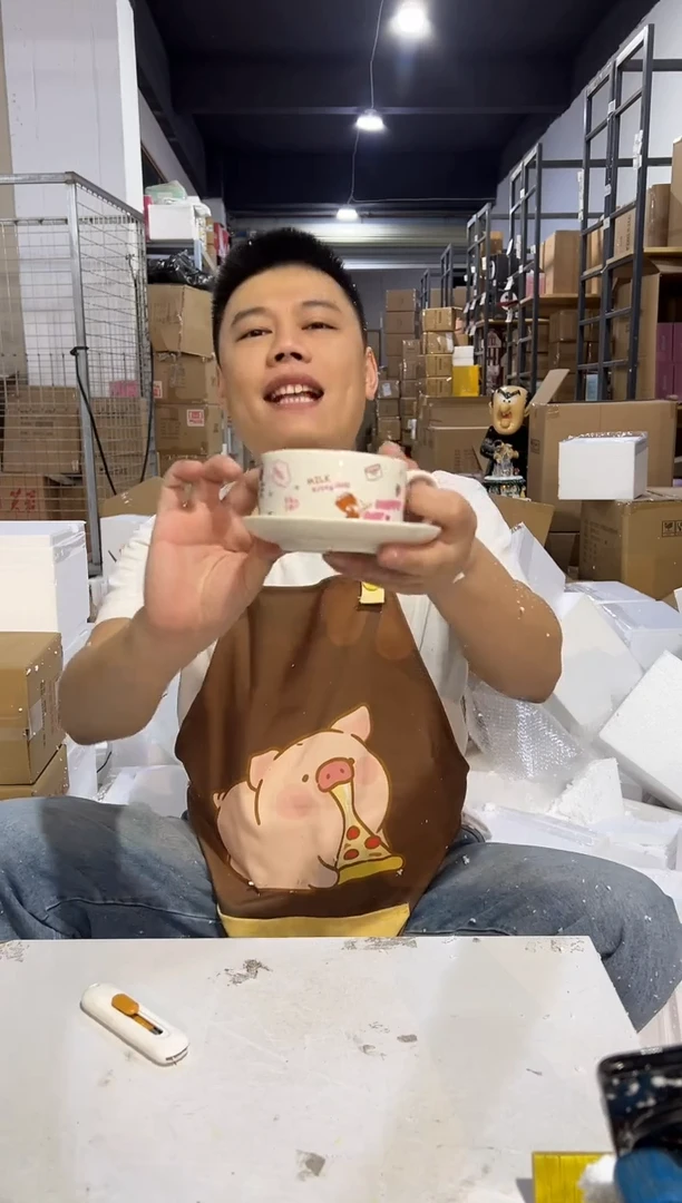 瓷片白色kt猫一杯一碟