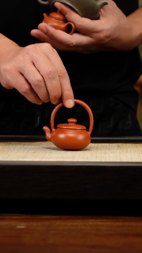茶壶紫砂提梁把把壶