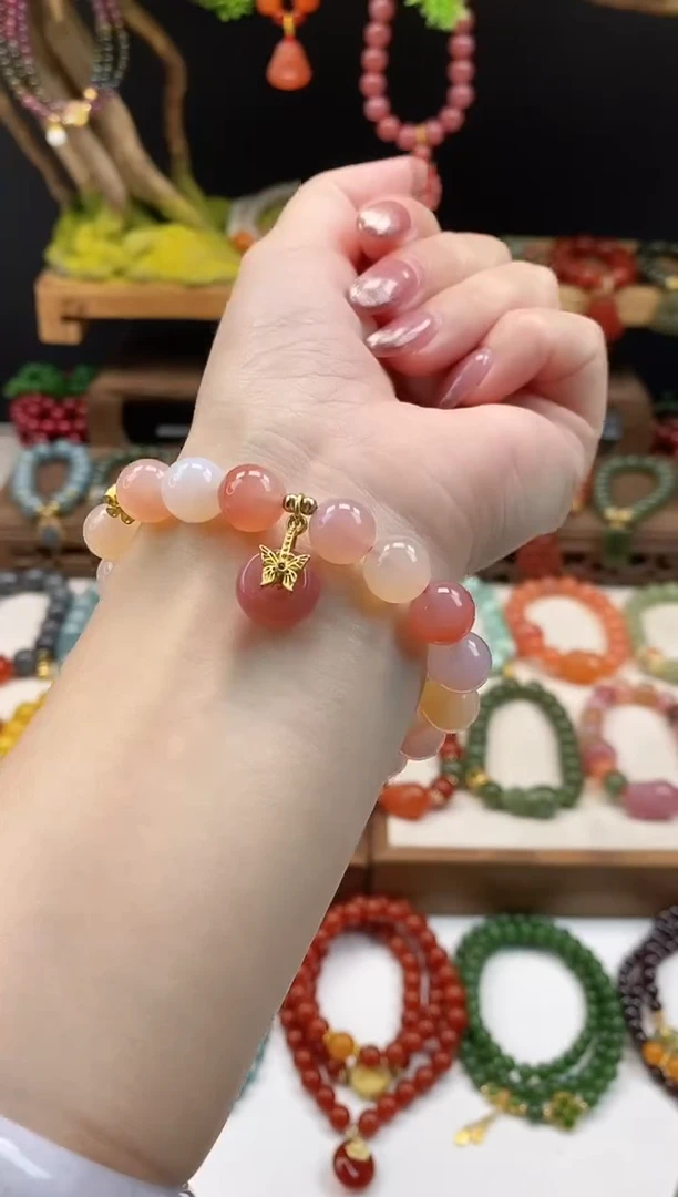 未镶嵌玛瑙手饰柿子