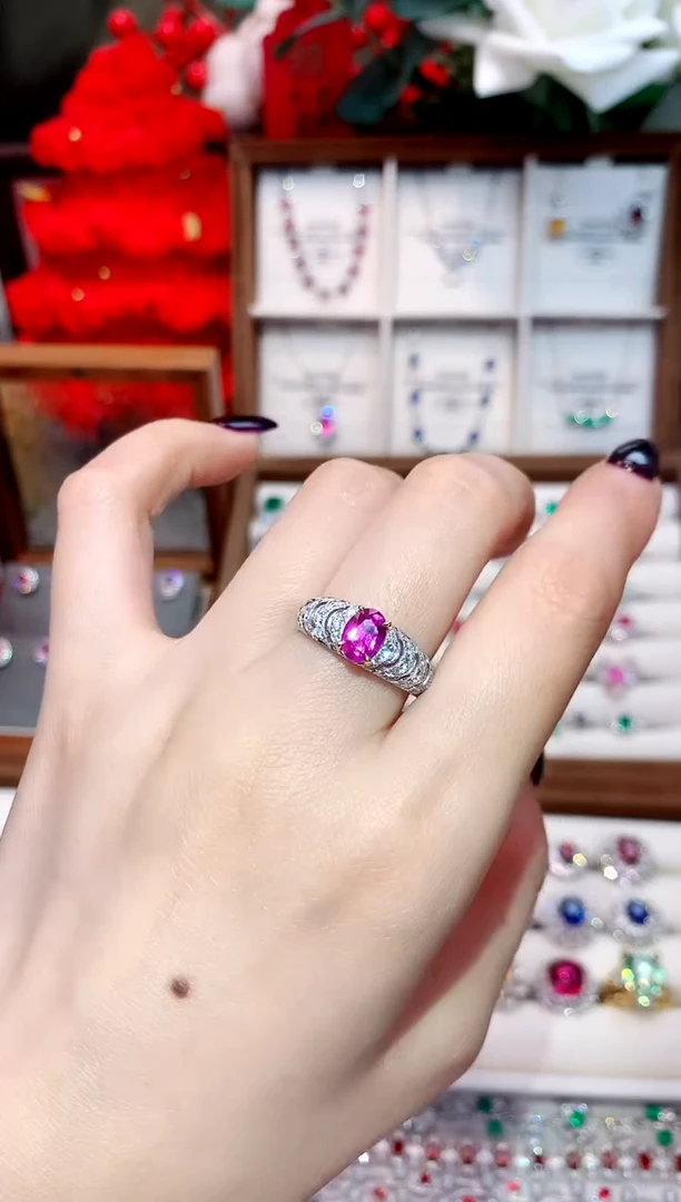 戒指彩色蓝宝石18K金镶嵌1.35ct/天然宝石/七天无理由