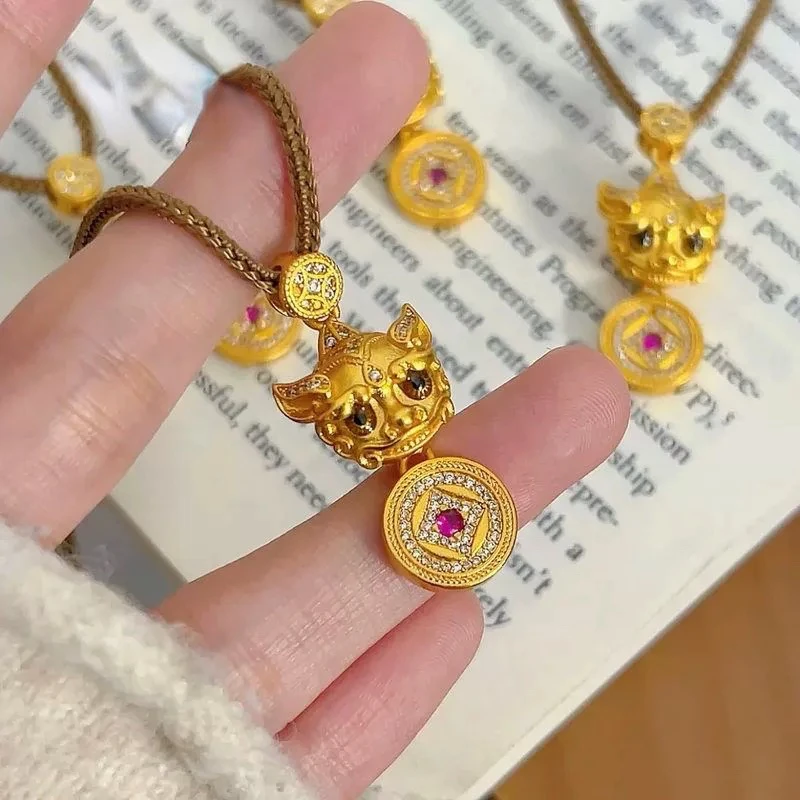 铜合金吊坠 韦雪同款镶钻招财貔貅项链吊坠立体錾刻挂坠百搭饰品