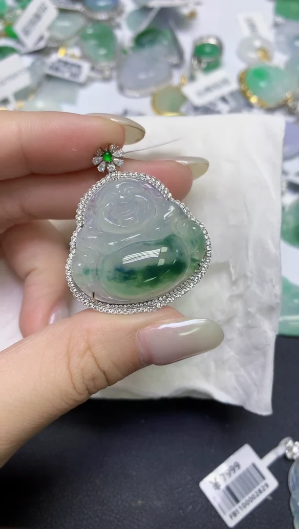颈饰18K金镶嵌翡翠天然缅甸翡翠A货百元以上9元证书费自理