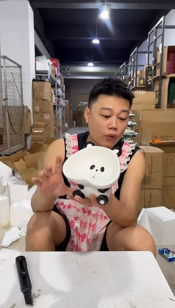 瓷片陶瓷a款爱心熊猫狗粮碗