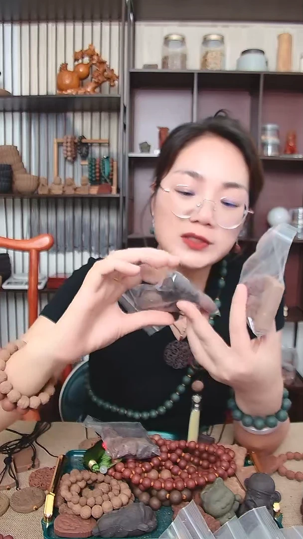 木盲盒牌子一包随机