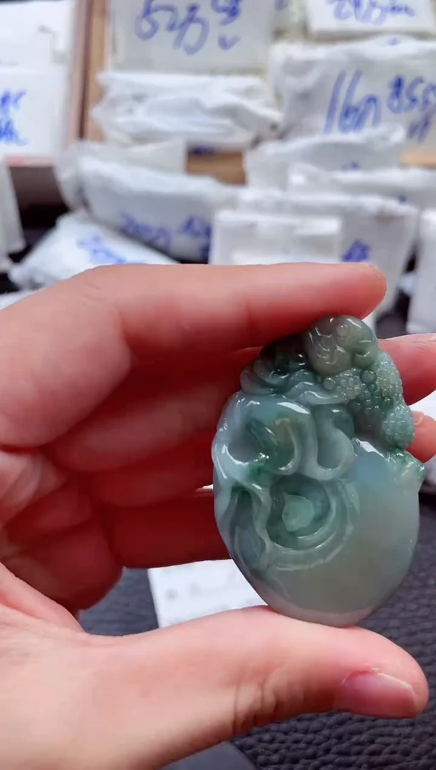 颈饰未镶嵌翡翠00002039