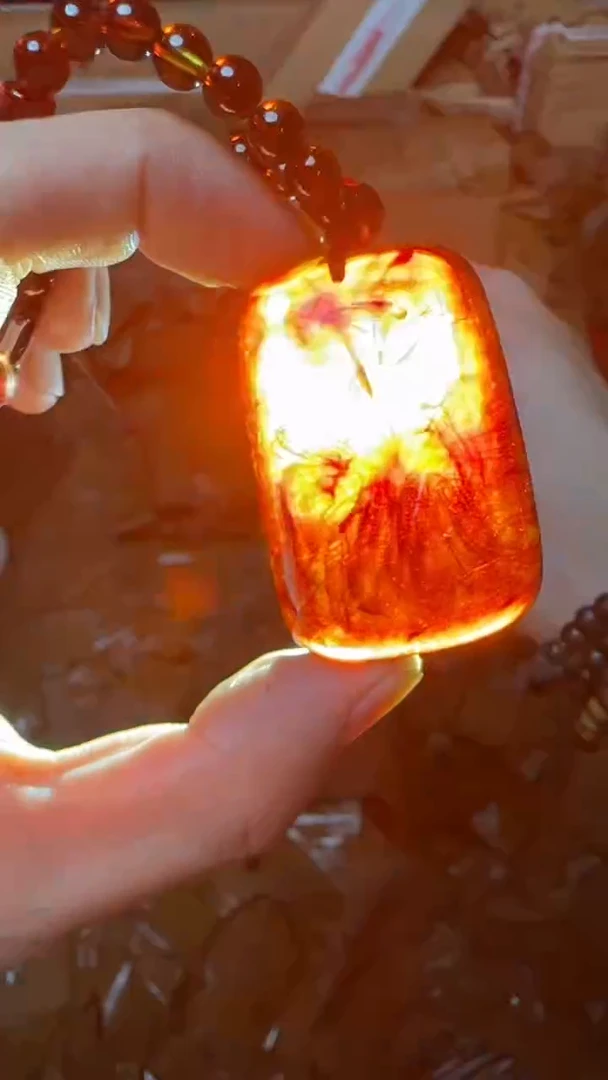 其他琥珀吊坠QL98