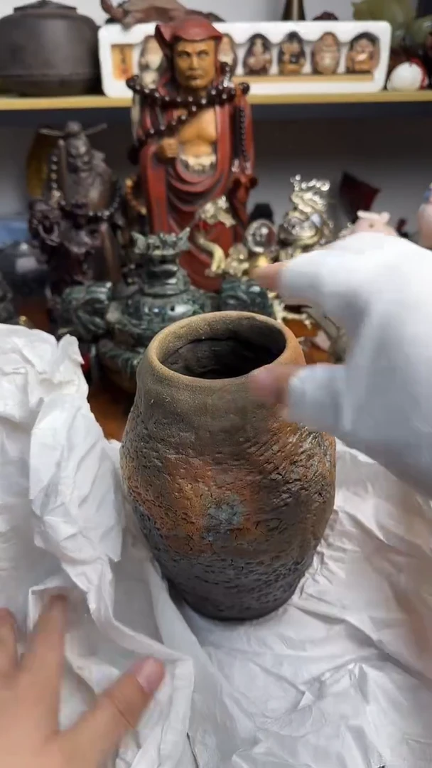 其他陶旧**曲花瓶