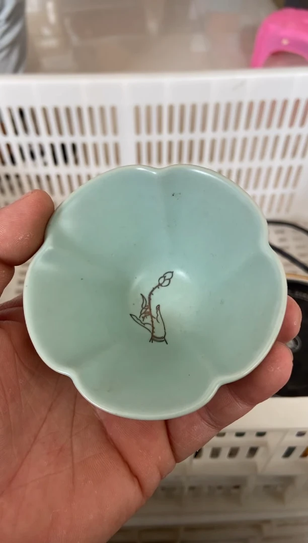 无运费险有瑕疵的摄影的产品有使用过的痕迹有点脏介意勿拍
