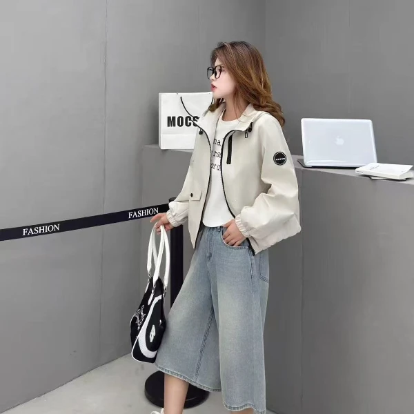 春秋时尚休闲百搭纯色韩版小个子户外春秋季女显瘦连帽短外套A05