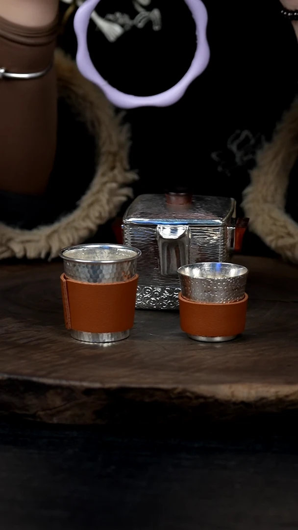 【闪购商品】手工水波手抓壶+1中杯+1小杯