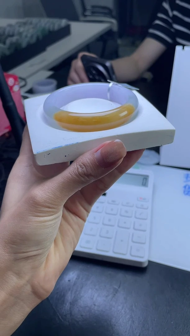 【闪购商品】定制翡翠手镯未镶嵌手镯