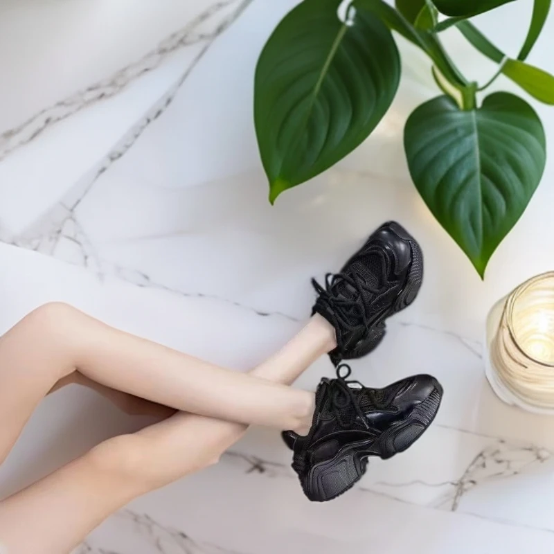 25712新款时尚舒适休闲百搭轻质软底透气潮流头层牛皮老爹鞋女款