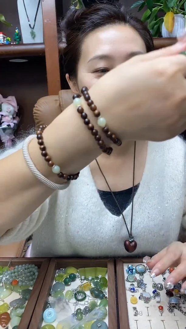 颈饰未镶嵌和田玉多样性发货其中发一