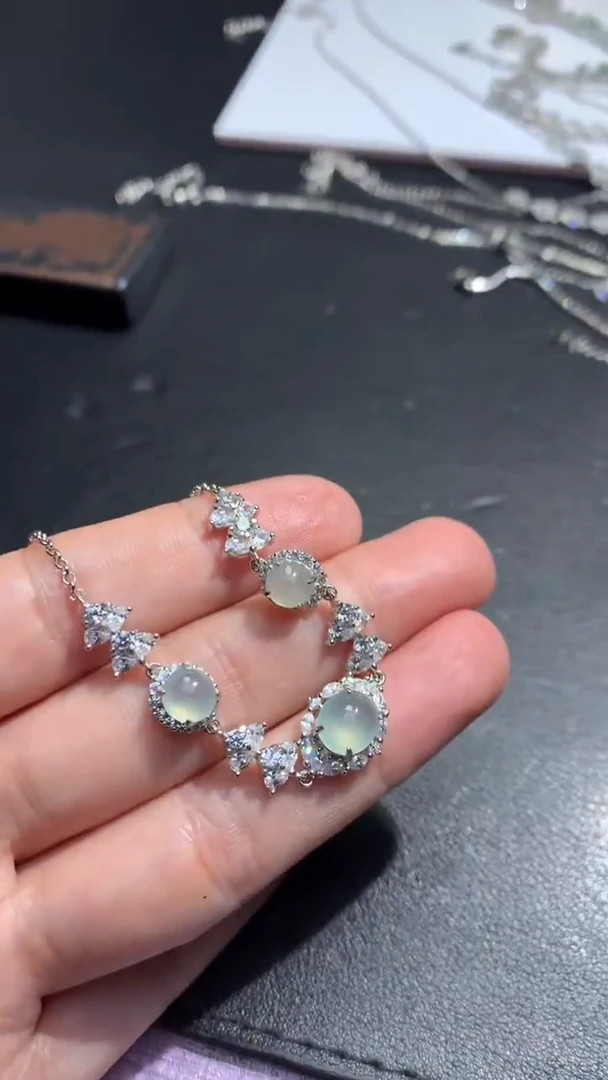 颈饰银S925镶嵌翡翠净货