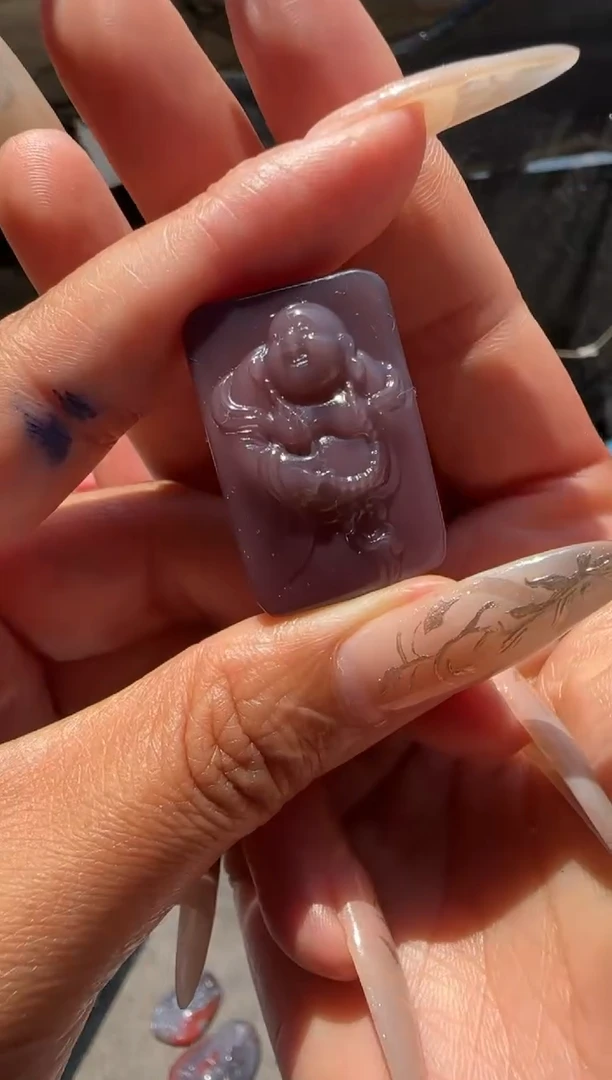 南红玛瑙配饰未镶嵌原矿无优化黑冰弥勒52号