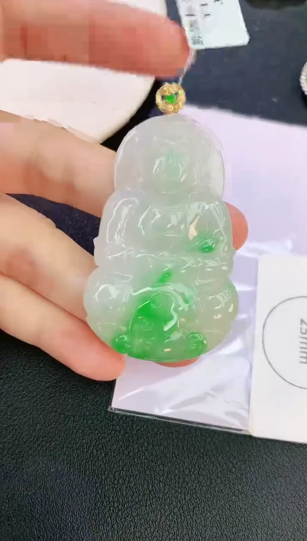 翡翠18K金镶嵌颈饰赠礼盒证书 麦麦