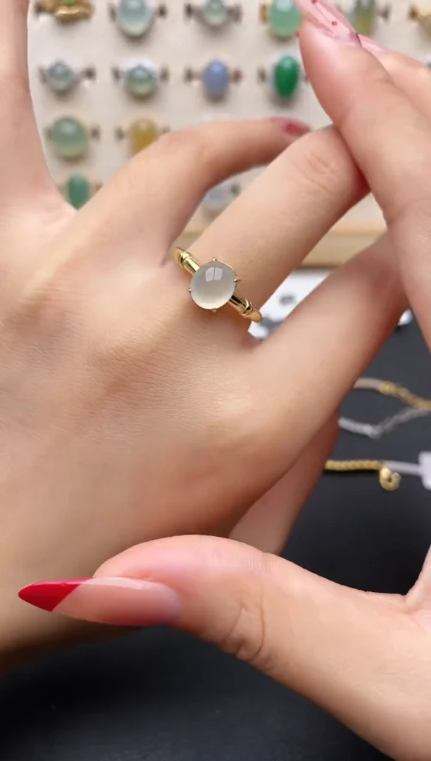 【闪购商品】翡翠戒指银S925镶嵌一物一证一礼盒