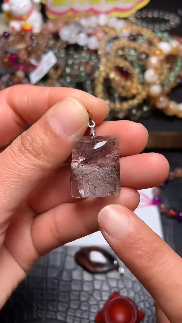 【闪购商品】水晶吊坠(赠链)未镶嵌82
