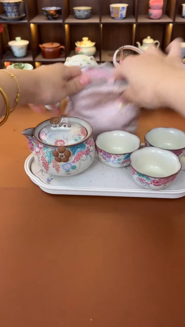 库存仅剩一单（带收纳包）