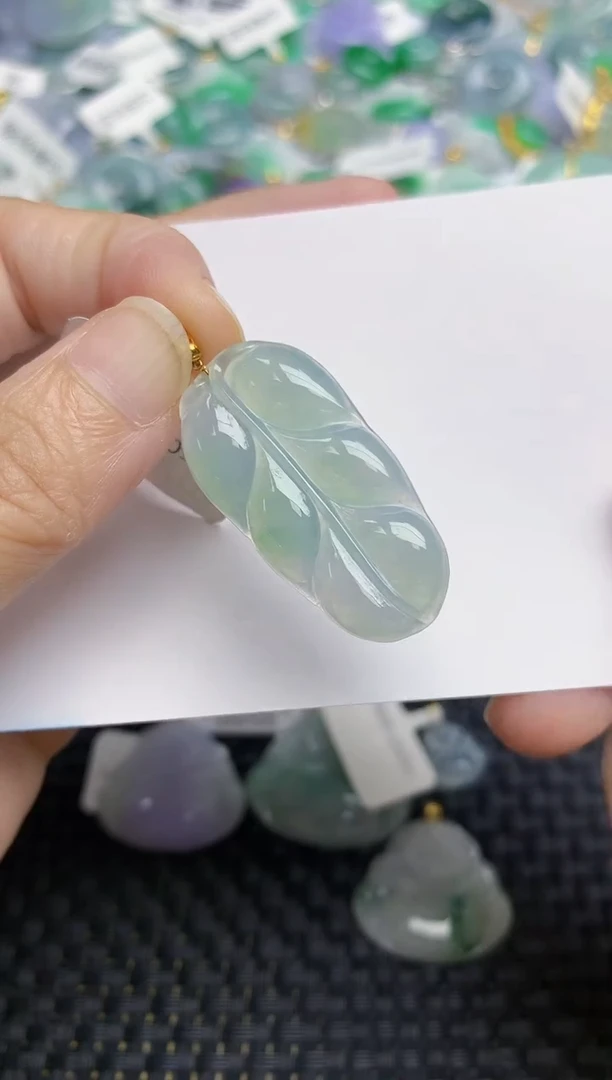 翡翠18K金镶嵌颈饰天然缅甸A货翡翠百元以上9元证书费自理