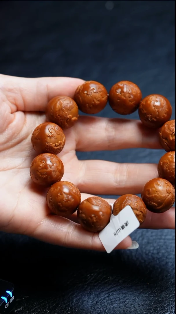 吊坠橄榄核战*橄榄核