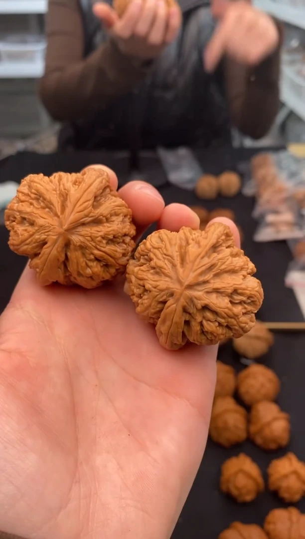 【闪购商品】文玩核桃把件肉球筋41-u061