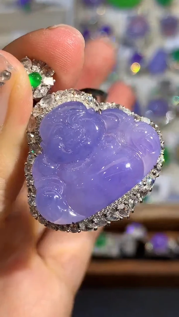 吊坠(不含链)18K金镶嵌翡翠多样性发其一