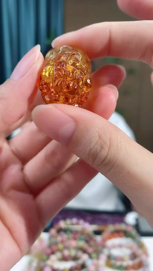 裸石琥珀未镶嵌284