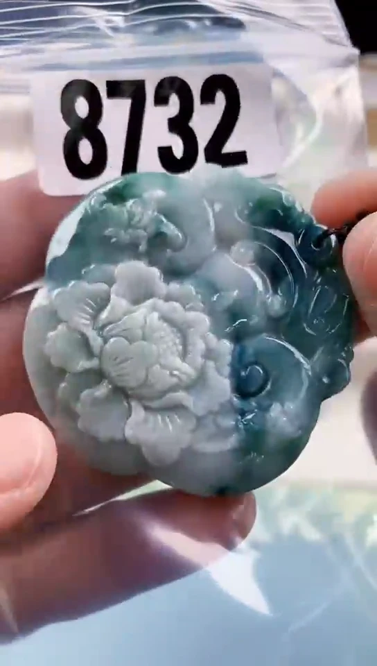 【闪购商品】翡翠挂件未镶嵌天然翡翠吊坠挂件