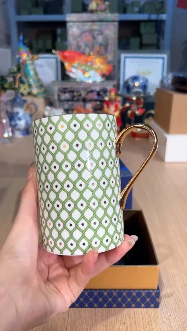 【闪购商品】杯112俄皇star绿色马克
