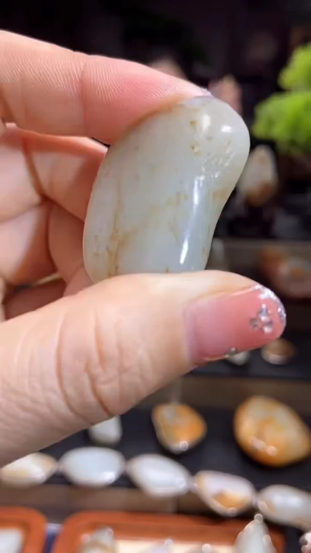 和田玉未镶嵌挂件和田玉吊坠挂件精美