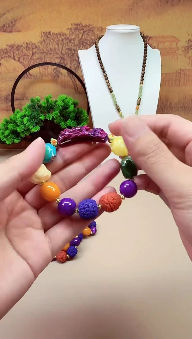 14K金镶嵌苏纪石（舒俱来）手链A865