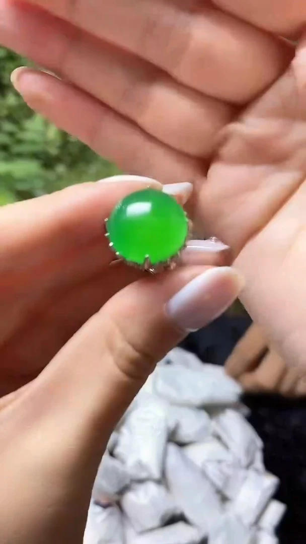 满色吊坠  所见即所得！