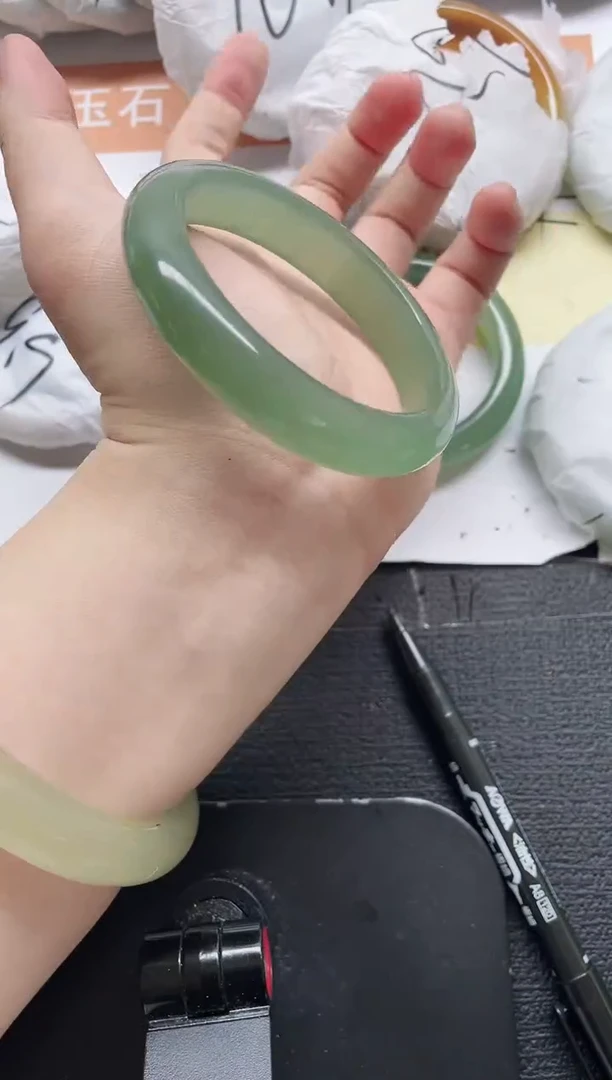 未镶嵌手镯石英质玉24-59