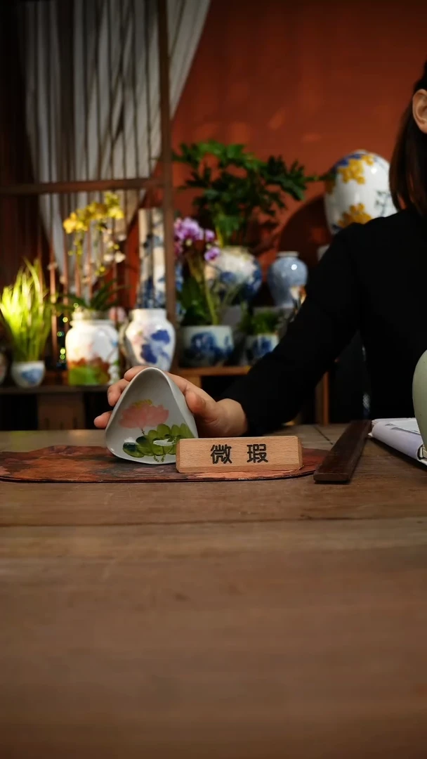 当代高温釉下彩手绘陶瓷餐具
