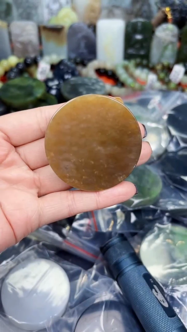 颈饰未镶嵌和田玉和田玉