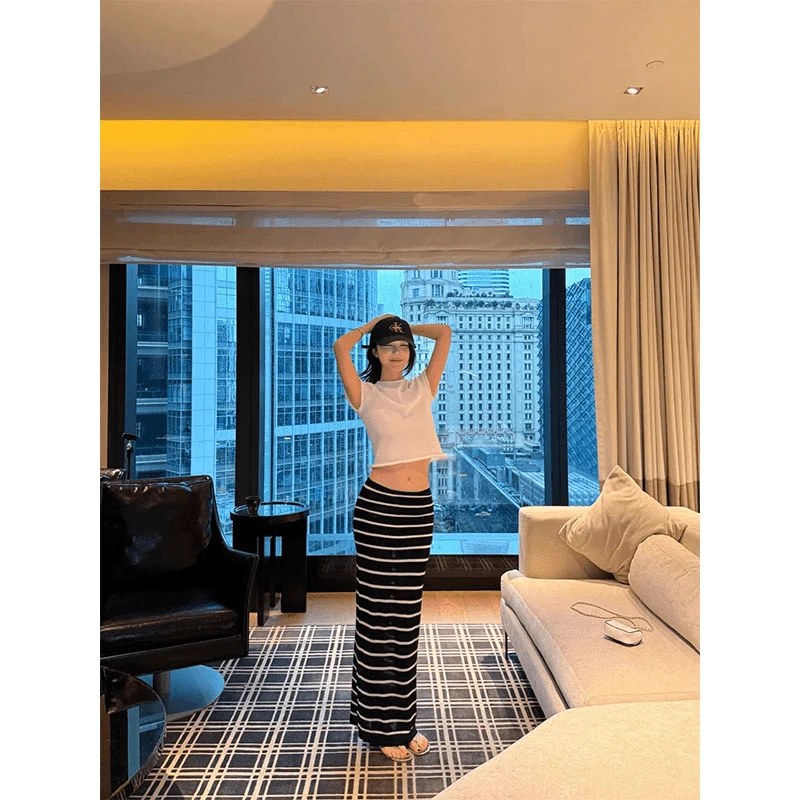 洋气百搭修身显瘦条纹半身裙女夏季新款韩系高腰垂感a字长裙