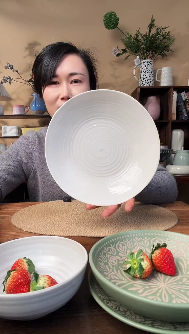 8.5英寸异形螺纹碗微瑕