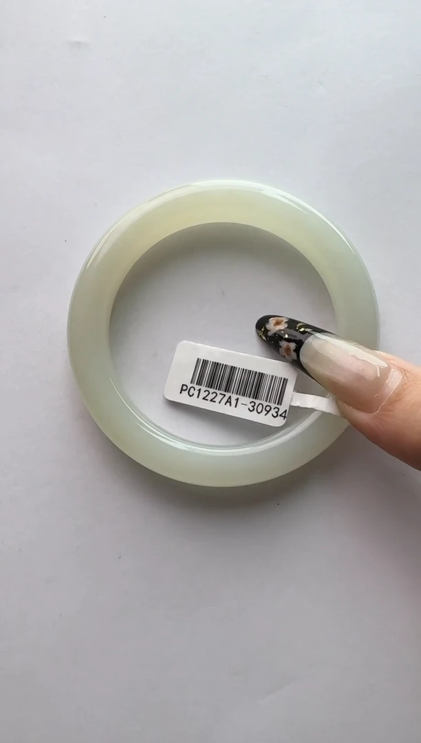 未镶嵌手镯和田玉54