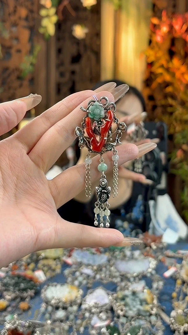 银S925镶嵌挂件翡翠胸针