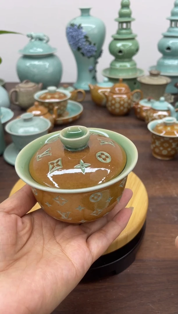 特价青瓷 慧语瓷坊 微瑕底部缩釉
