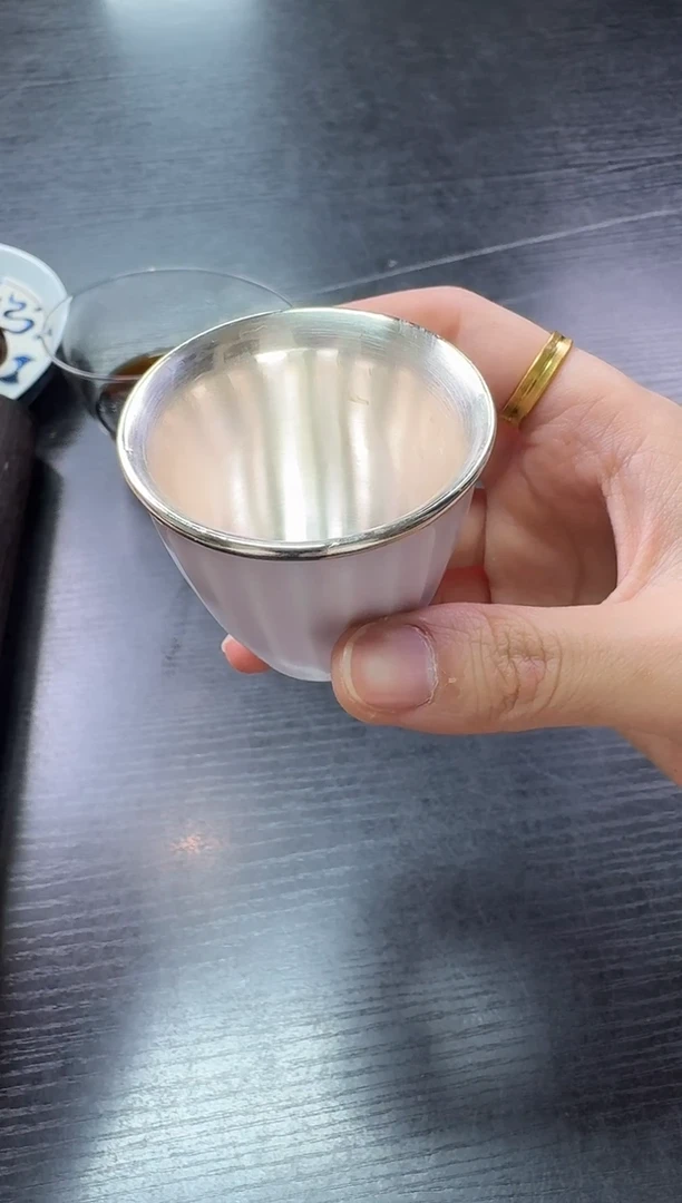*瓷包银粉杯------