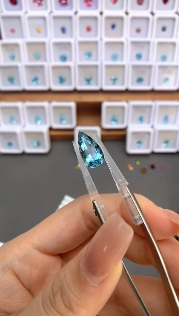 未镶嵌裸石定制海蓝宝石4.18ct 超圣