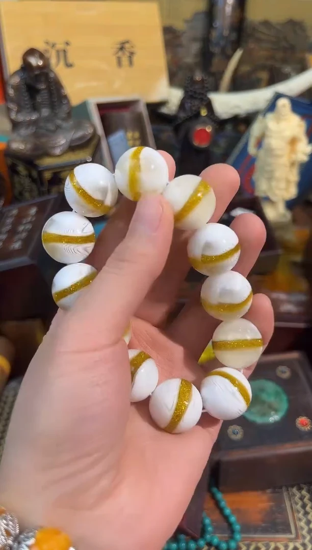 【闪购商品】蜜蜡裸石未镶嵌27凯凯凯凯凯凯凯凯