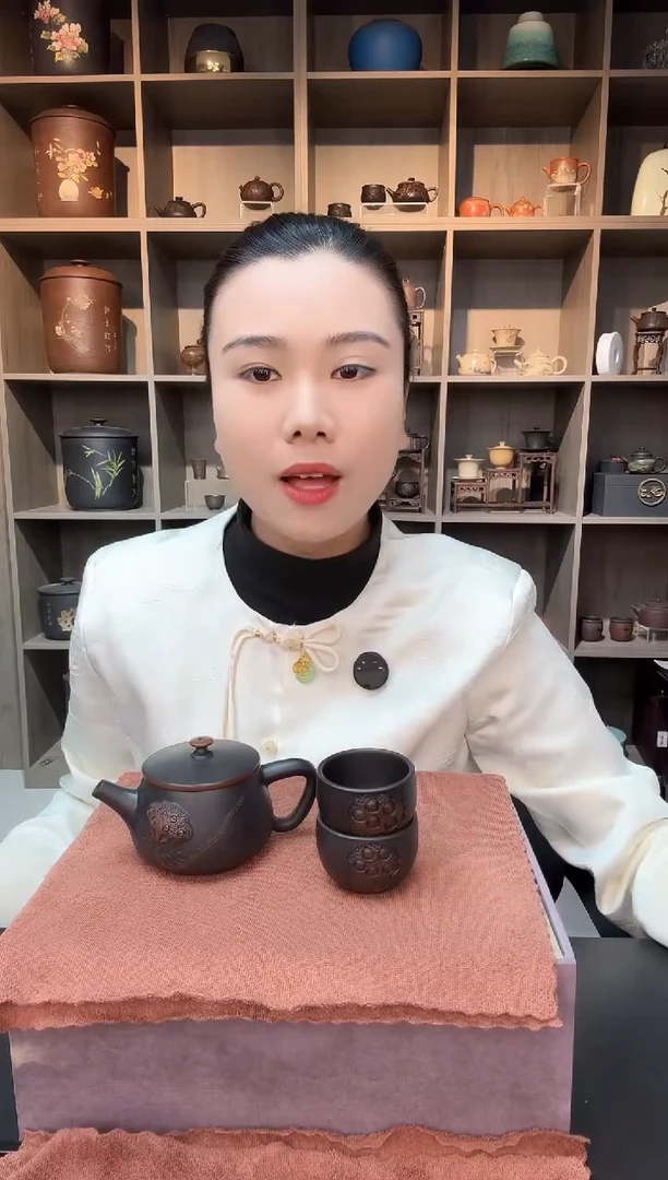 健****管云南建水紫陶