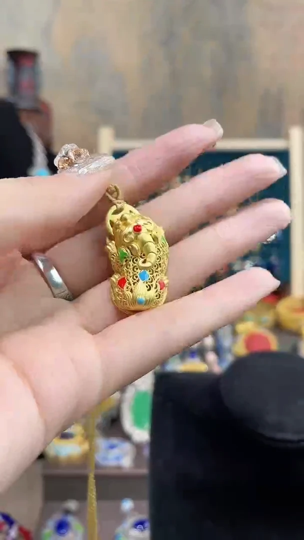 非遗手工花丝镶嵌吊坠