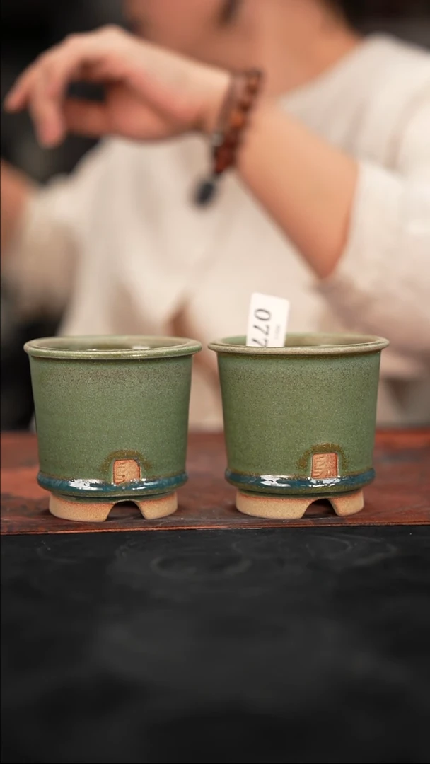 乌卅5-11-077默认微瑕口径