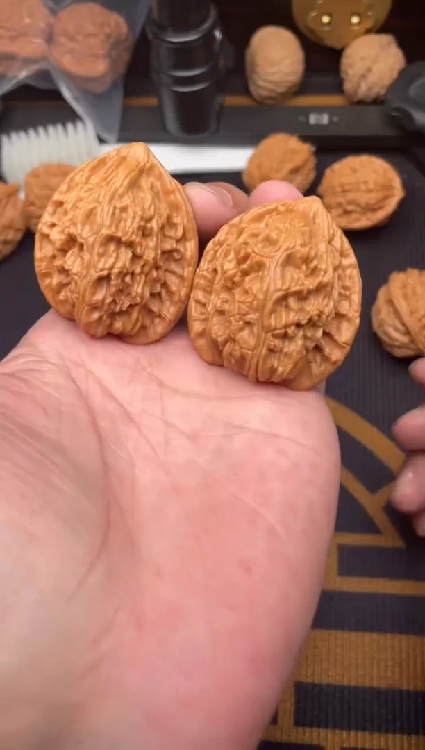 文玩核桃吊坠野生保36