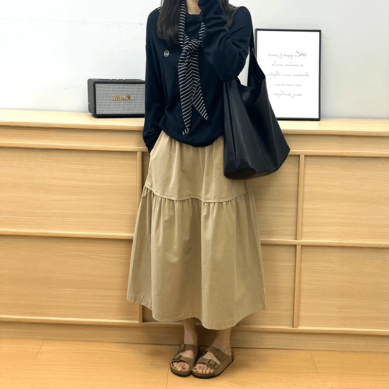 卡其色韩系花苞裙梨型显瘦遮肚子半身裙秋季大码宽松拼接压褶伞裙